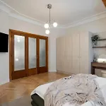 Appartamento Panoramic Palace & Sala Palatului - 3br