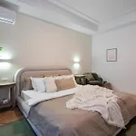 Appartamento Panoramic Palace & Sala Palatului - 3br Bucarest