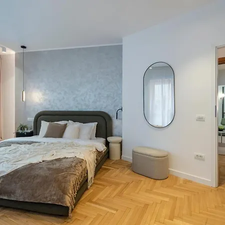 Panoramic Palace & Sala Palatului - 3br * Bucharest