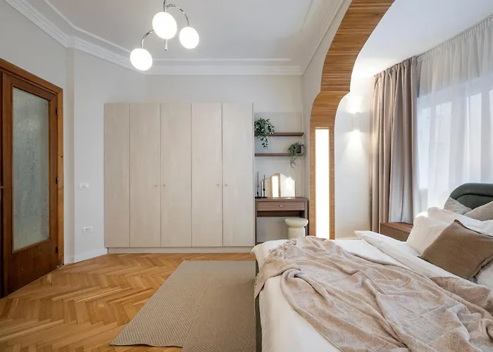 شقة Panoramic Palace & Sala Palatului - 3br بوخارست