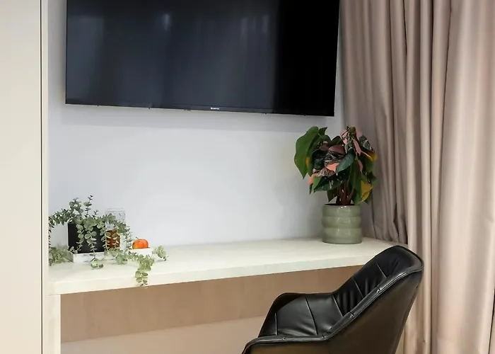 شقة Panoramic Palace & Sala Palatului - 3br