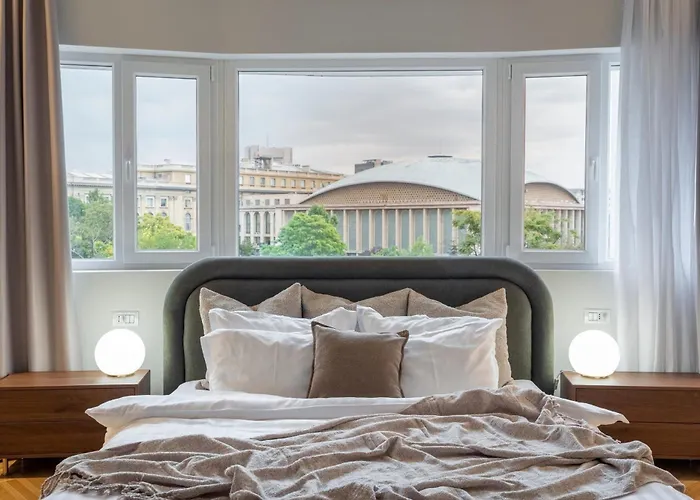 Daire Panoramic Palace & Sala Palatului - 3br Bükreş