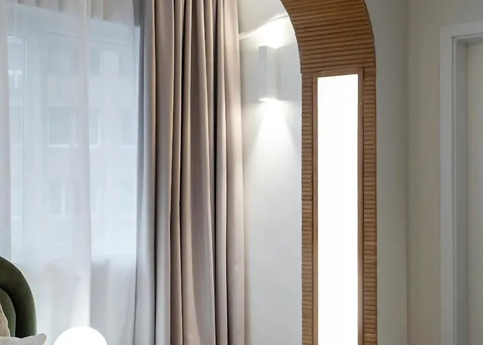 شقة Panoramic Palace & Sala Palatului - 3br