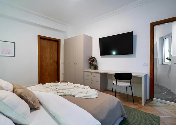 Daire Panoramic Palace & Sala Palatului - 3br