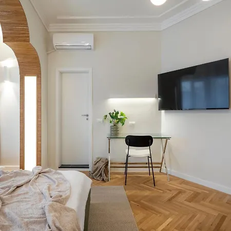 Panoramic Palace & Sala Palatului - 3br