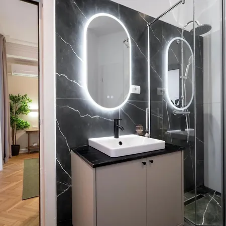 Appartamento Panoramic Palace & Sala Palatului - 3br Bucarest