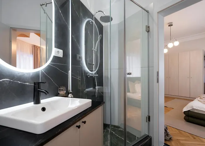 Panoramic Palace & Sala Palatului - 3br ブカレスト