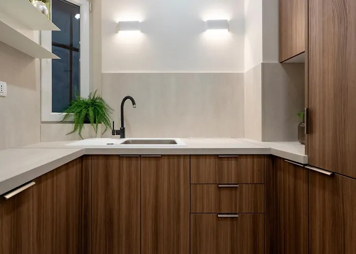 Panoramic Palace & Sala Palatului - 3br アパート